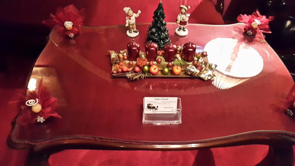 Fiaker Panzio Hotel Miskolc Luaran gambar