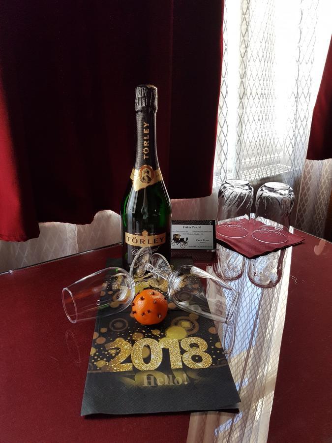 Fiaker Panzio Hotel Miskolc Luaran gambar